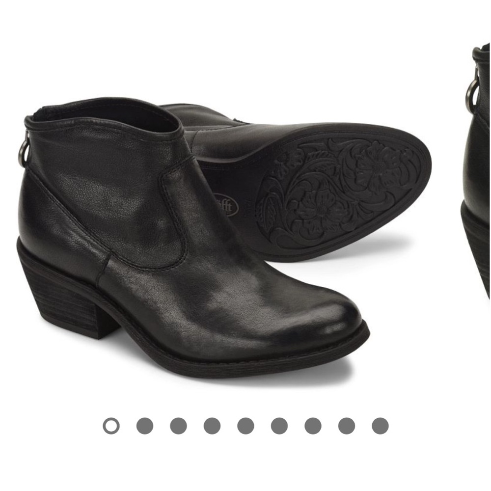 Sofft Aisley Bootie in Black Women’s Size 10